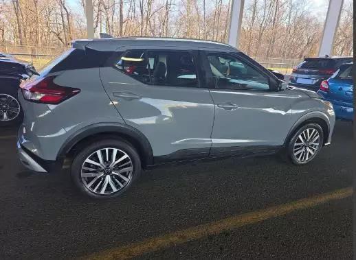 2021 Nissan Kicks SV Xtronic CVT