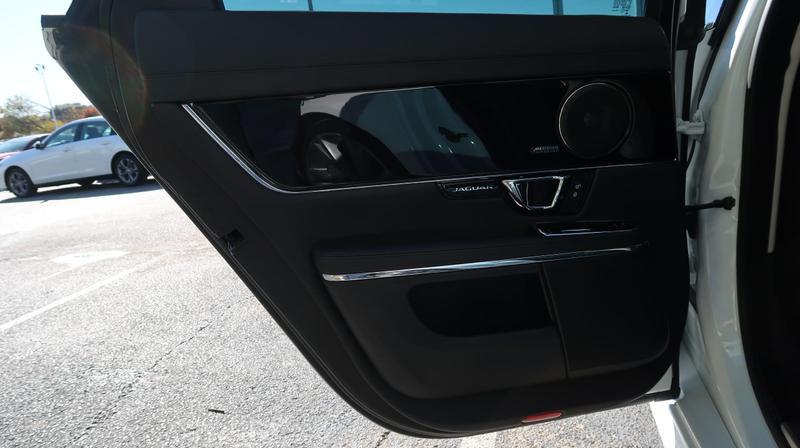 2019 Jaguar XJ R-Sport