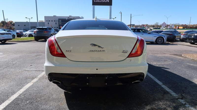 2019 Jaguar XJ R-Sport