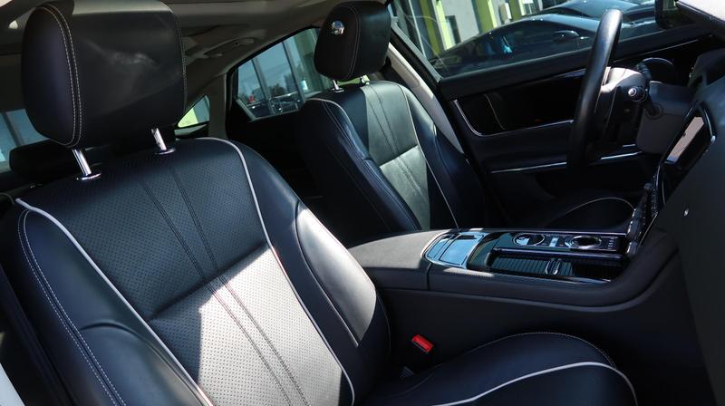 2019 Jaguar XJ R-Sport