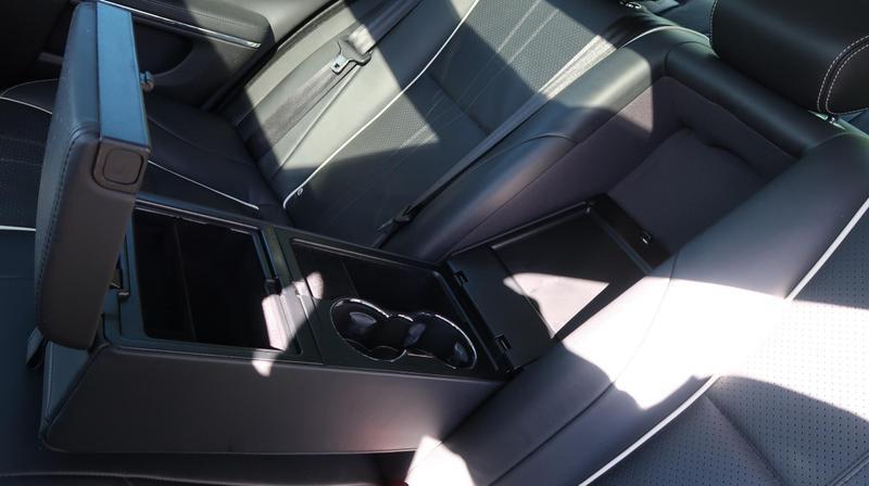 2019 Jaguar XJ R-Sport