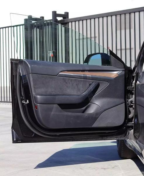 2021 Tesla Model 3 Standard Range Plus Rear-Wheel Drive
