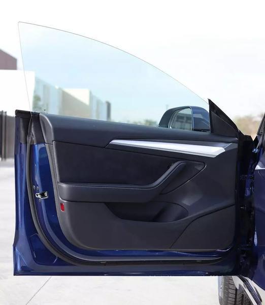 2022 Tesla Model 3 Rear-Wheel Drive