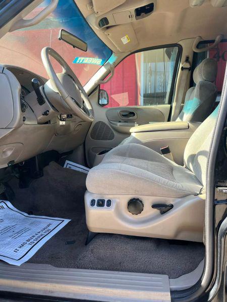 2001 Ford F-150 Base
