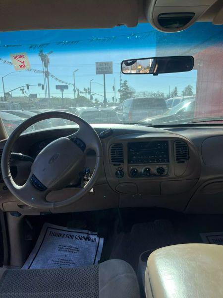 2001 Ford F-150 Base