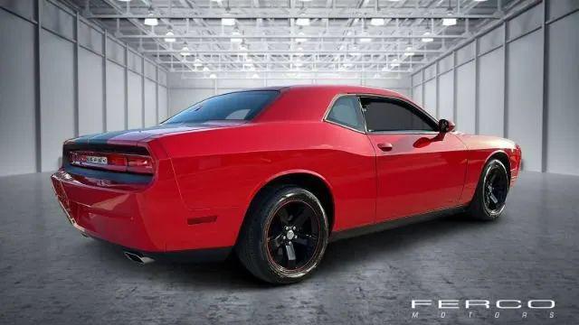 2014 Dodge Challenger SXT Coupe 2D