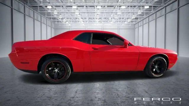 2014 Dodge Challenger SXT Coupe 2D
