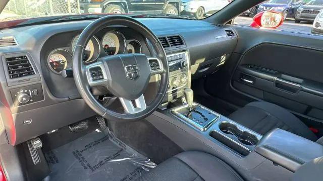 2014 Dodge Challenger SXT Coupe 2D