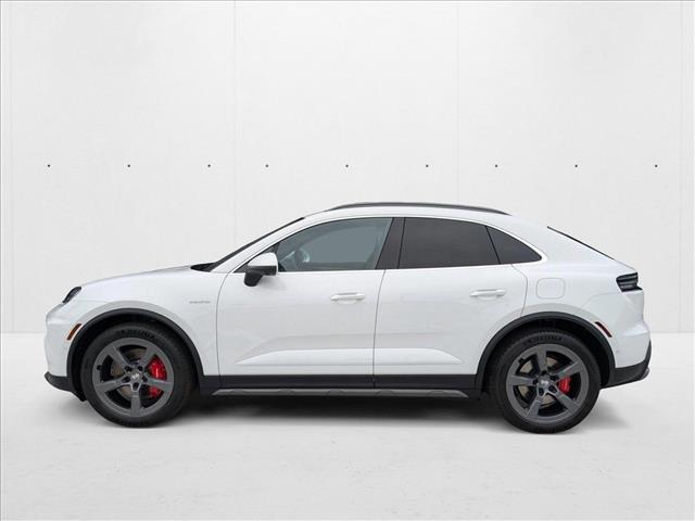 2025 Porsche Macan Electric 4S