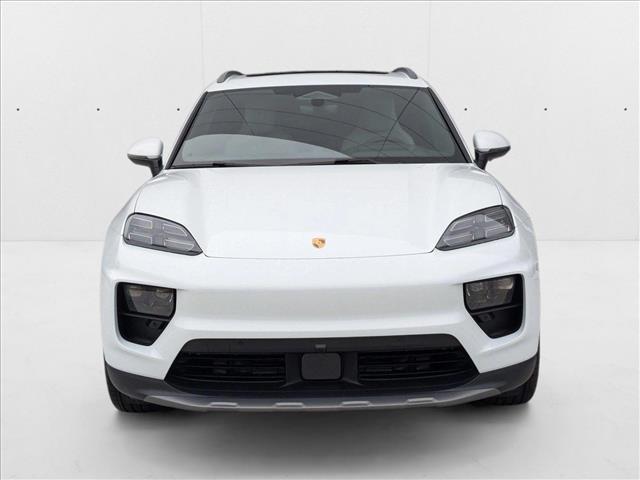 2025 Porsche Macan Electric 4S