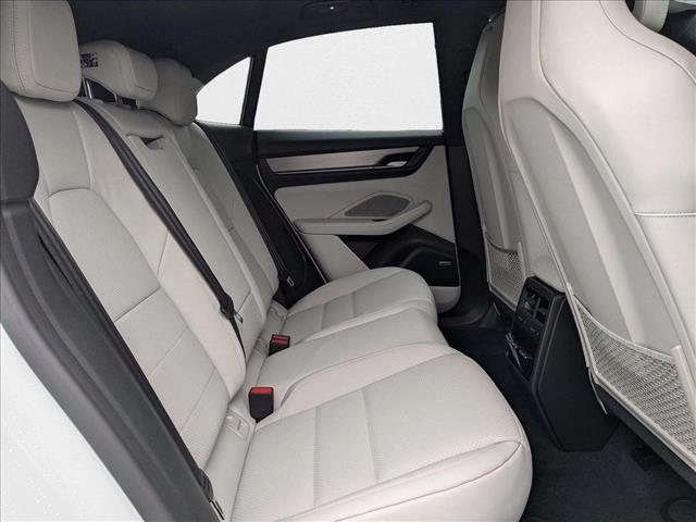 2025 Porsche Macan Electric 4S