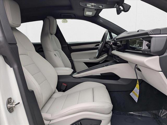 2025 Porsche Macan Electric 4S