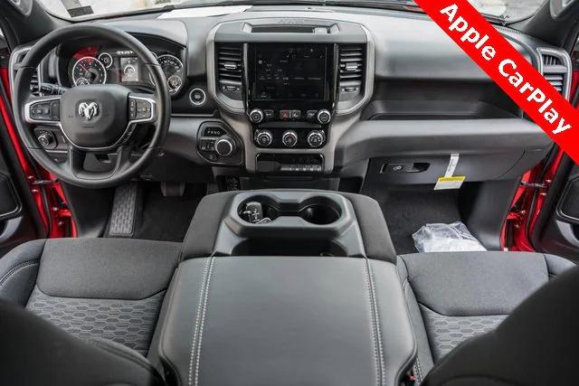 2025 RAM Ram 1500 RAM 1500 TRADESMAN CREW CAB 4X4 57 BOX