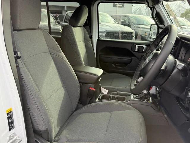 2025 Jeep Wrangler 4-Door Sport RHD 4x4 2025 Jeep Wrangler 4-Door Sport RHD 4x4