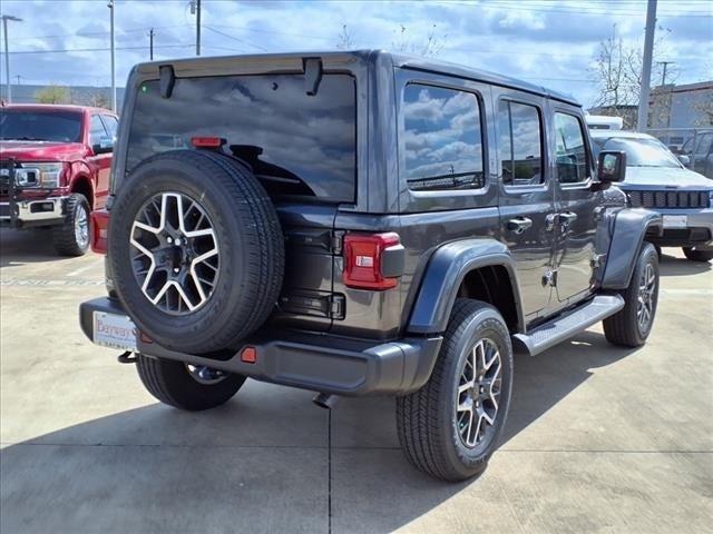 2025 Jeep Wrangler WRANGLER 4-DOOR SAHARA