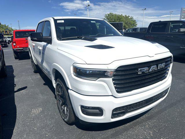 2025 RAM Ram 1500 RAM 1500 LARAMIE CREW CAB 4X4 57 BOX
