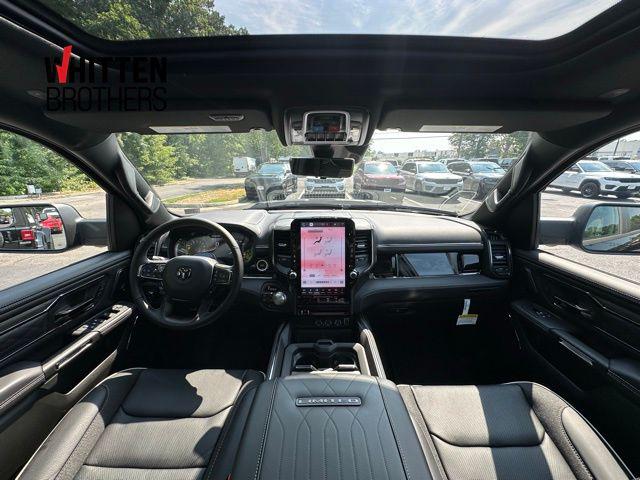 2025 RAM Ram 1500 RAM 1500 LIMITED CREW CAB 4X4 57 BOX
