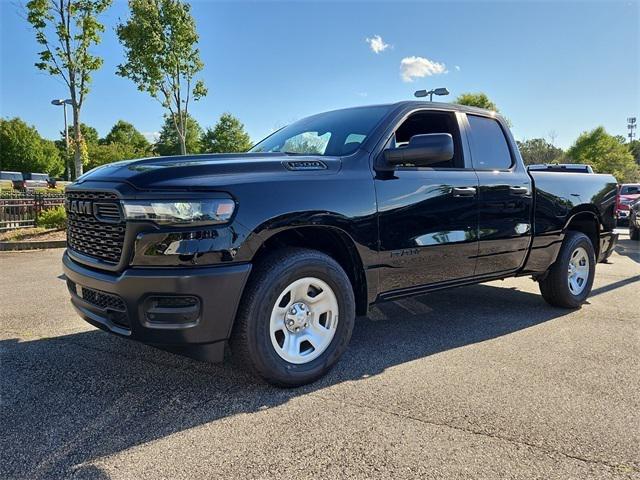 2025 RAM Ram 1500 RAM 1500 TRADESMAN QUAD CAB 4X2 64 BOX