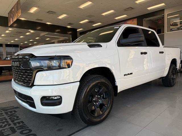 2025 RAM Ram 1500 RAM 1500 TRADESMAN CREW CAB 4X4 57 BOX