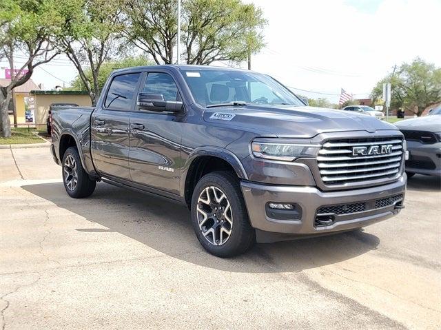 2025 RAM Ram 1500 RAM 1500 LARAMIE CREW CAB 4X4 57 BOX