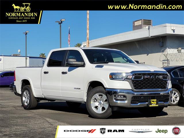 2025 RAM Ram 1500 RAM 1500 BIG HORN CREW CAB 4X4 64 BOX
