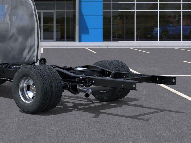 2025 Chevrolet Express Cutaway Work Van