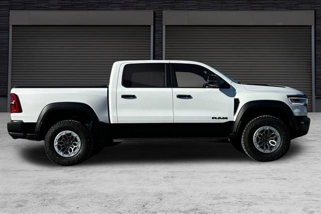 2025 RAM Ram 1500 RAM 1500 RHO CREW CAB 4X4 57 BOX