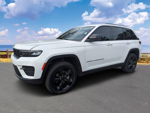 2023 Jeep Grand Cherokee Altitude 4x2