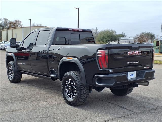 2024 GMC Sierra 2500HD 4WD Crew Cab Standard Bed AT4X