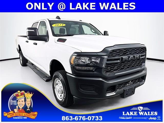 2024 RAM 2500 Tradesman Crew Cab 4x4 8 Box