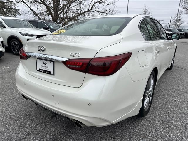 2022 INFINITI Q50 LUXE