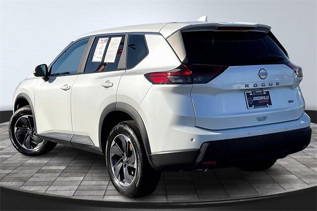 2024 Nissan Rogue SV FWD