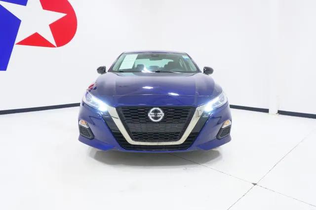 2022 Nissan Altima SR FWD