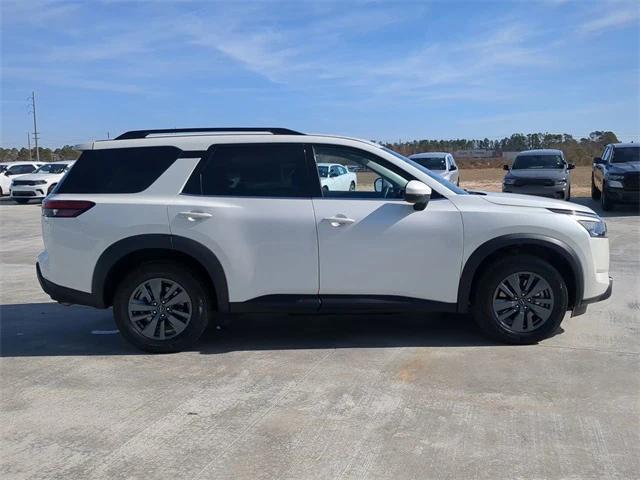 2024 Nissan Pathfinder SV 4WD