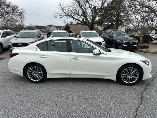 2022 INFINITI Q50 LUXE