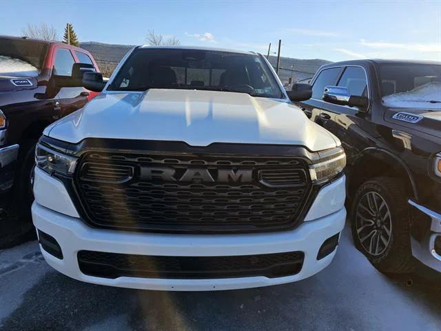 2025 RAM Ram 1500 RAM 1500 TRADESMAN CREW CAB 4X4 57 BOX