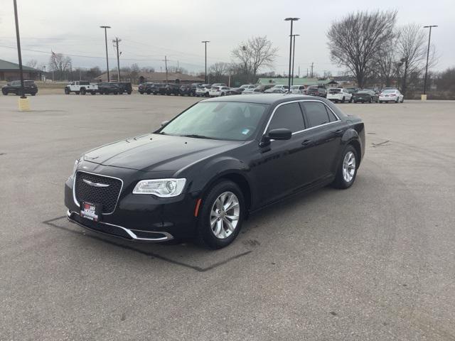 2019 Chrysler 300 Touring