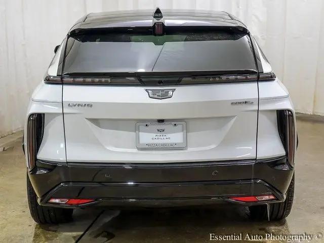 2025 Cadillac iQ Sport w/1SJ