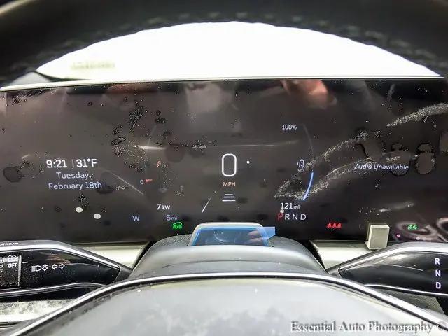 2025 Cadillac iQ Sport w/1SJ