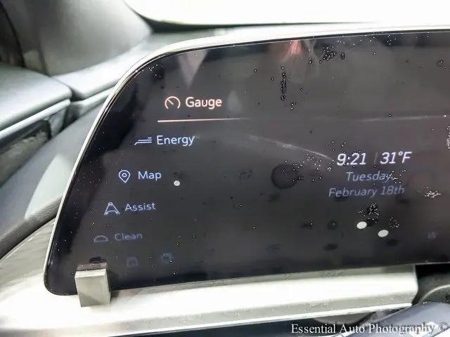 2025 Cadillac iQ Sport w/1SJ