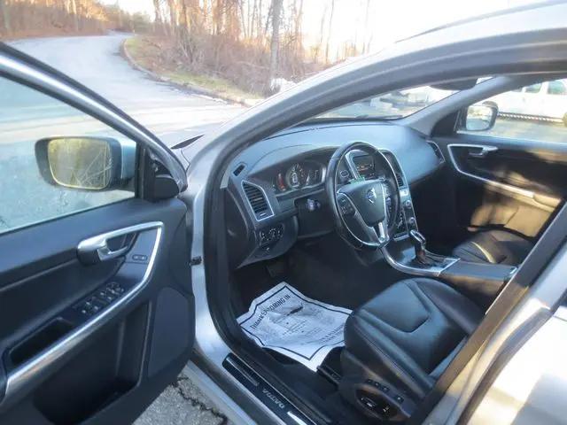 2016 Volvo XC60 T6