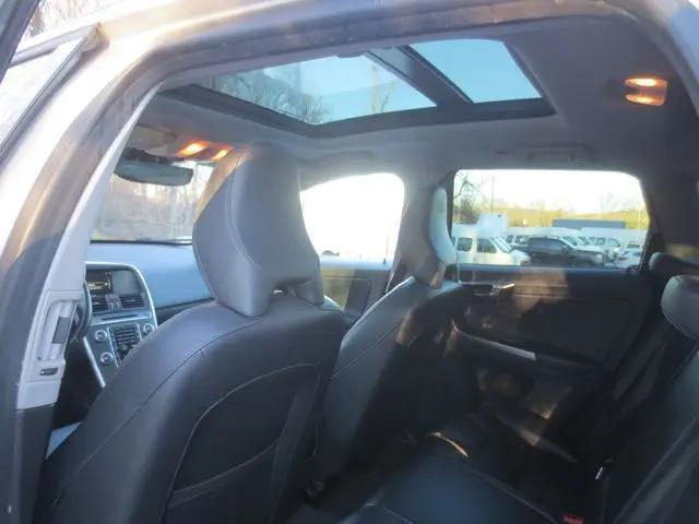 2016 Volvo XC60 T6