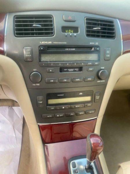 2002 Lexus ES 300 ES 300 Sedan 4D