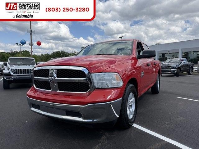 2022 RAM 1500 Classic SLT Crew Cab 4x2 57 Box