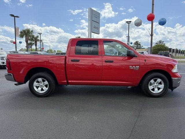 2022 RAM 1500 Classic SLT Crew Cab 4x2 57 Box
