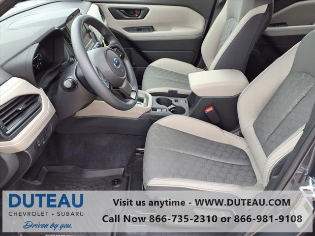 2025 Subaru Forester Base