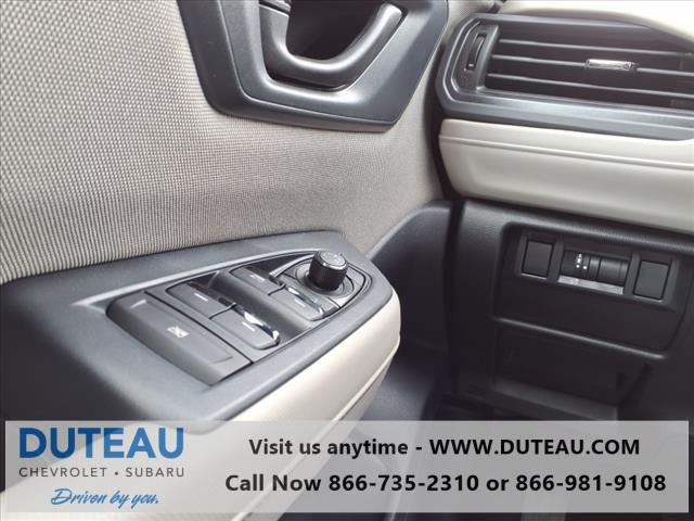 2025 Subaru Forester Base