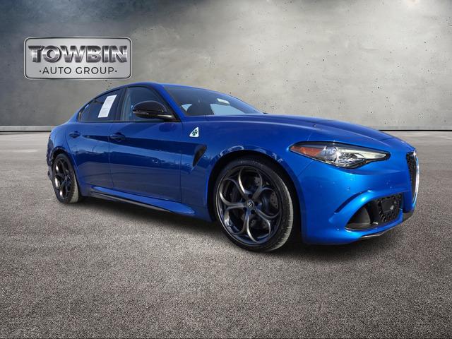 2022 Alfa Romeo Giulia Quadrifoglio RWD