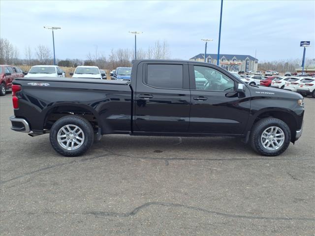2022 Chevrolet Silverado 1500 4WD Crew Cab Standard Bed LT