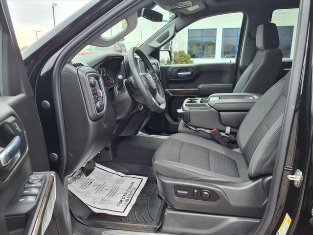 2022 Chevrolet Silverado 1500 4WD Crew Cab Standard Bed LT